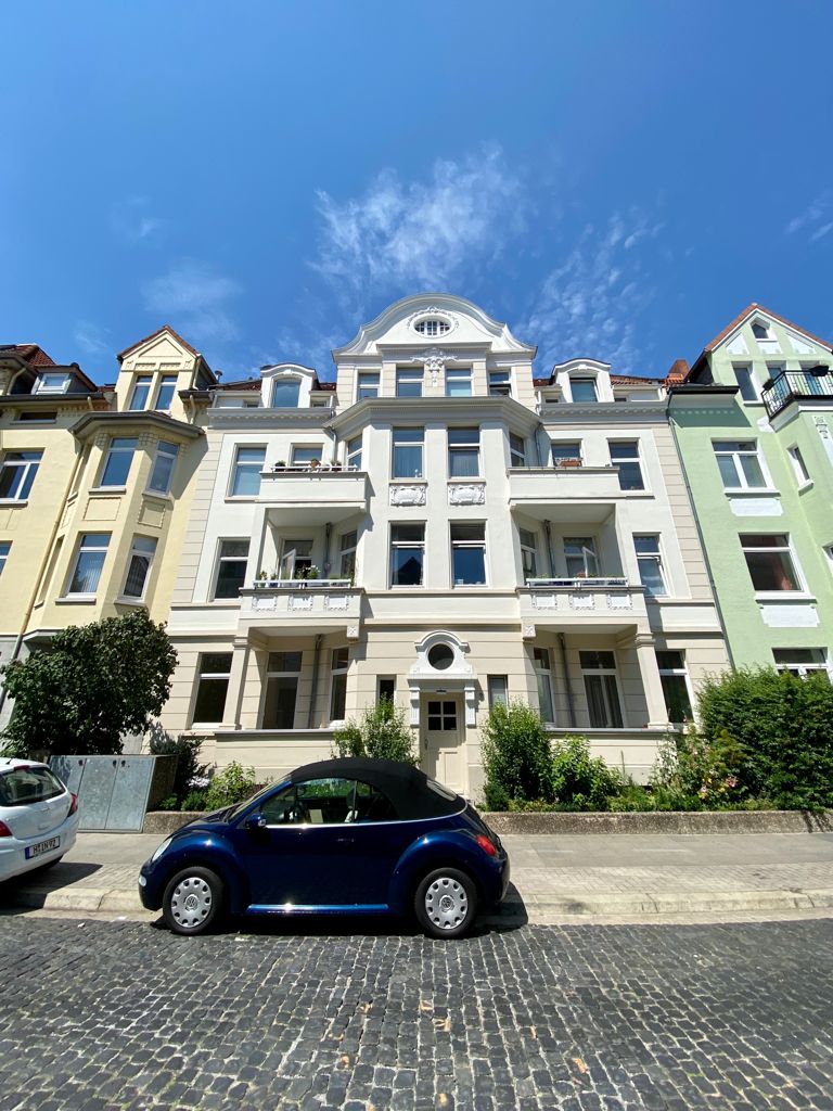 leider schon weg: Rarität im stilvollen Altbau - Döhren Erstbezug nach Sanierung